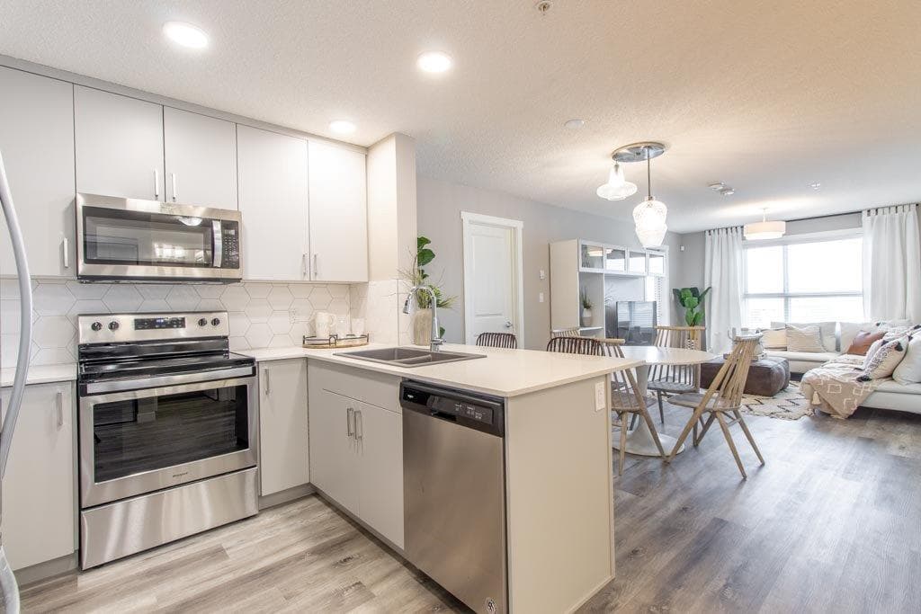 Aloft Tamarack - 1702885604184 Eclipse 6