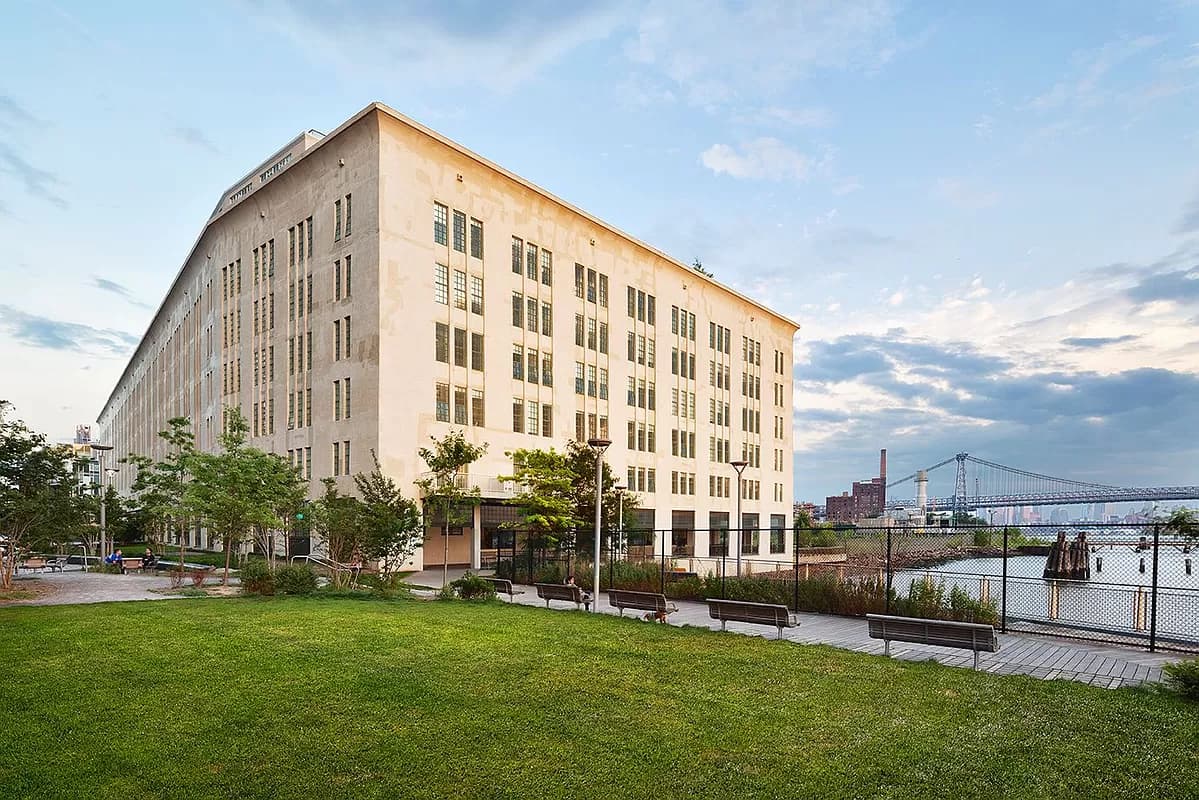 Austin Nichols House - 184 Kent Ave, Brooklyn, NY 11249, USA