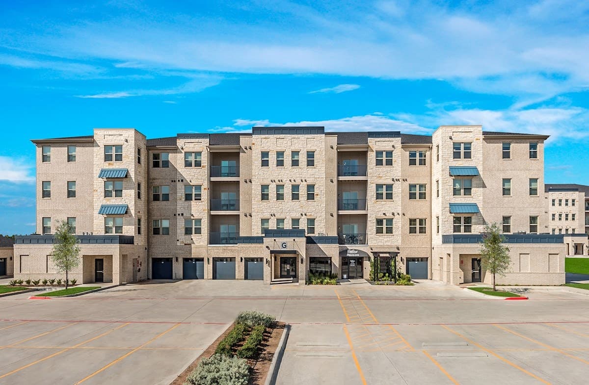 Gatherings at Twin Creeks Condo Allen Texas Usa preconstruction