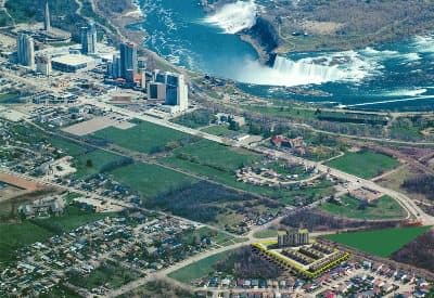 The Mist - Marineland Pkwy, Niagara Falls, ON, Canada The Mist - Marineland Pkwy, Niagara Falls, ON, Canada
