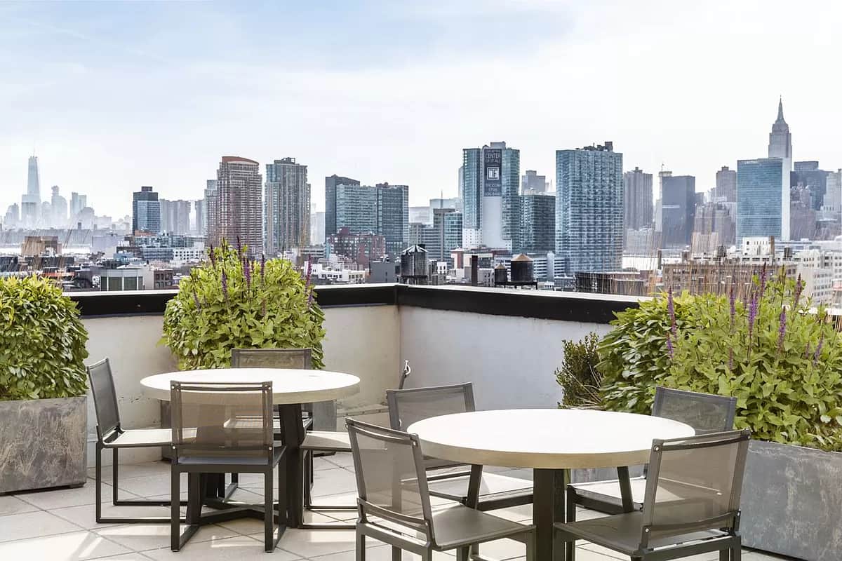 The Independent Condo in Long Island City, New York, Usa preconstruction The Independent Condo in Long Island City, New York, Usa preconstruction