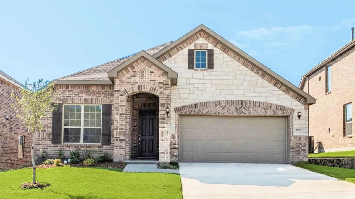 Mayfield Farms Detached in Arlington, Texas, Usa preconstruction Mayfield Farms Detached in Arlington, Texas, Usa preconstruction