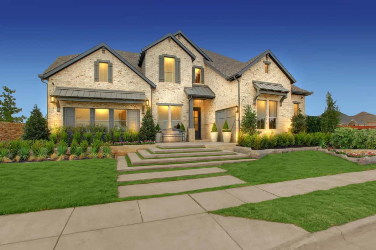 Viridian 75' Detached in Euless, Texas, Usa preconstruction Viridian 75' Detached in Euless, Texas, Usa preconstruction
