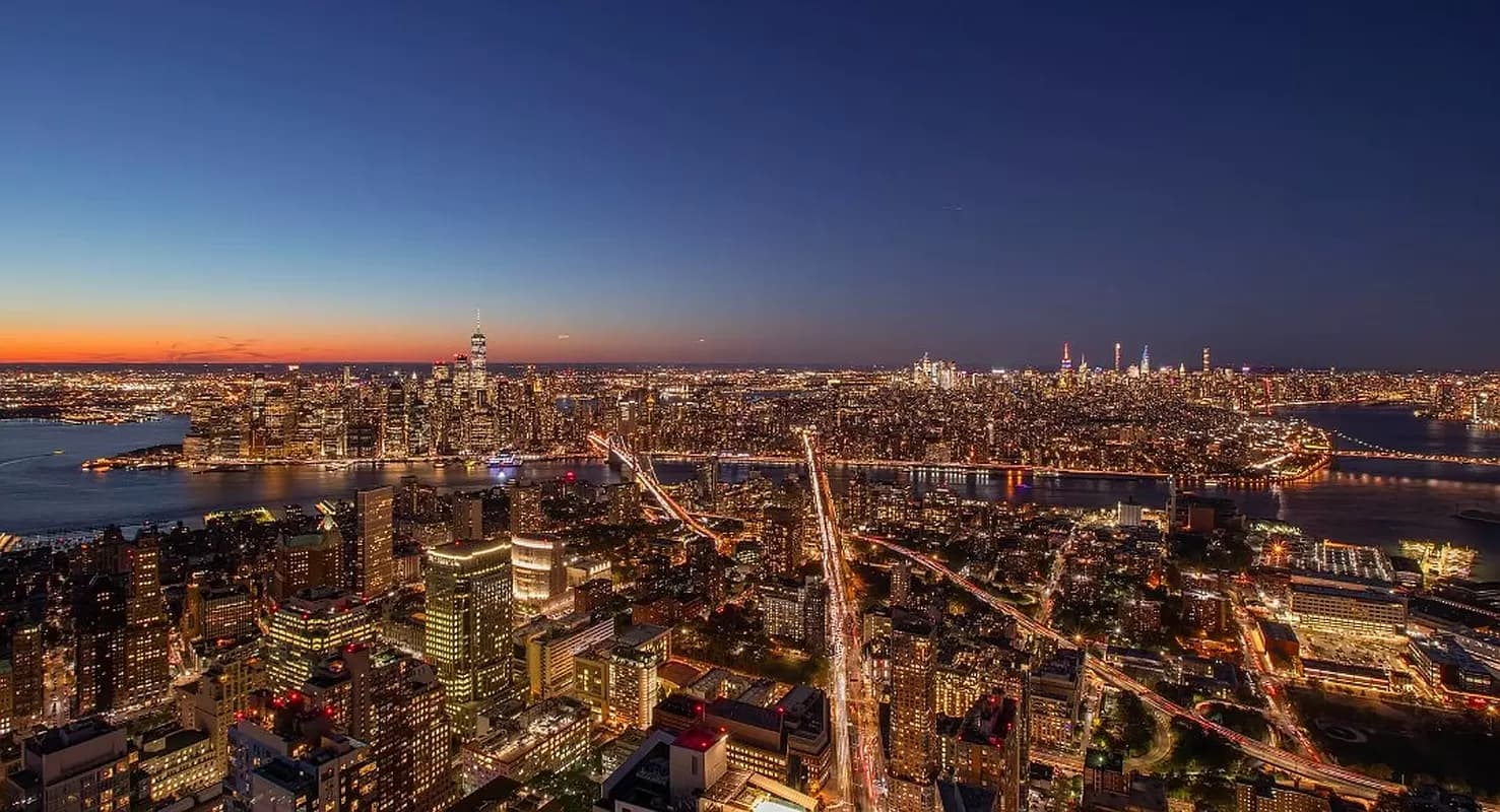 The Brooklyn Tower: Condominiums