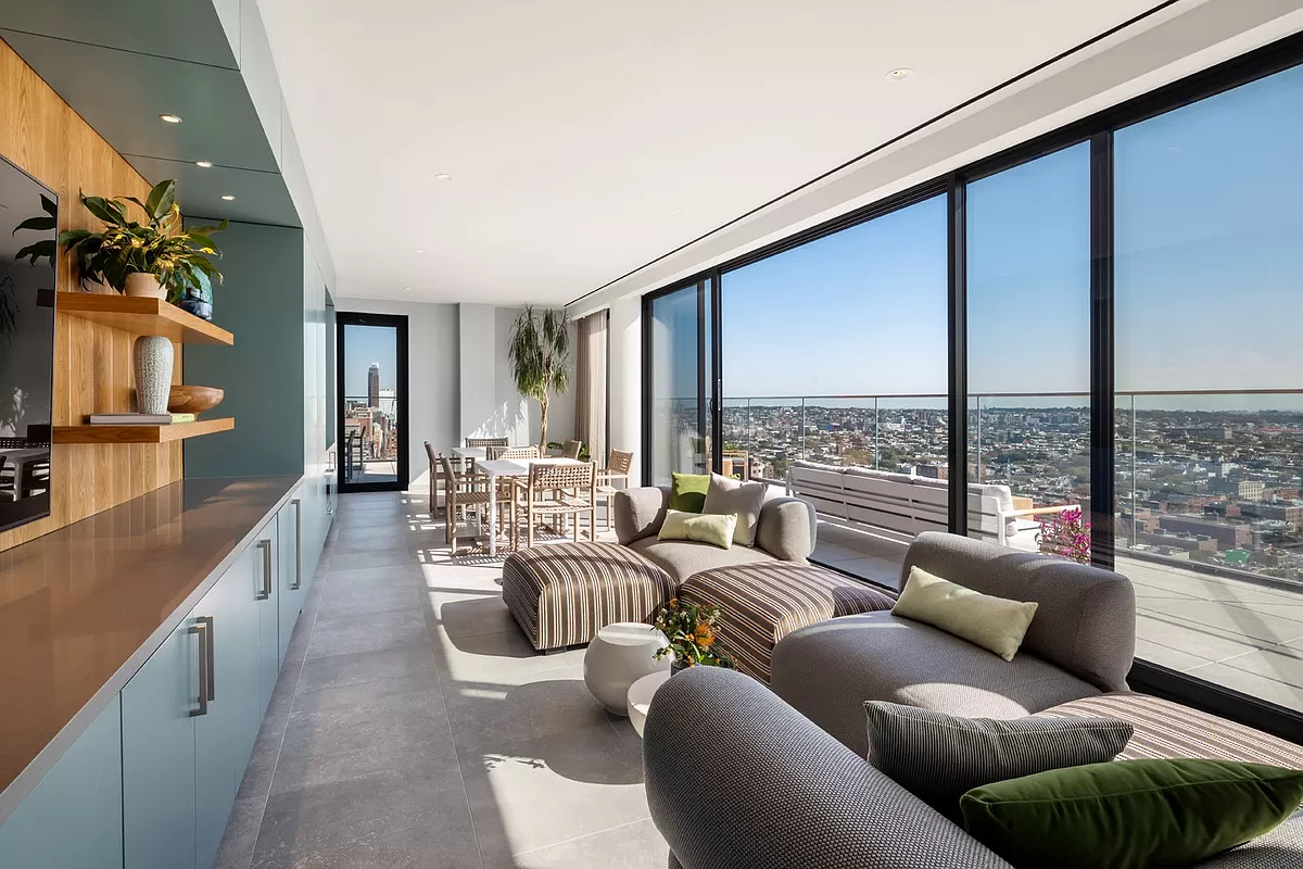 Quay Tower Condo Brooklyn New York Usa preconstruction