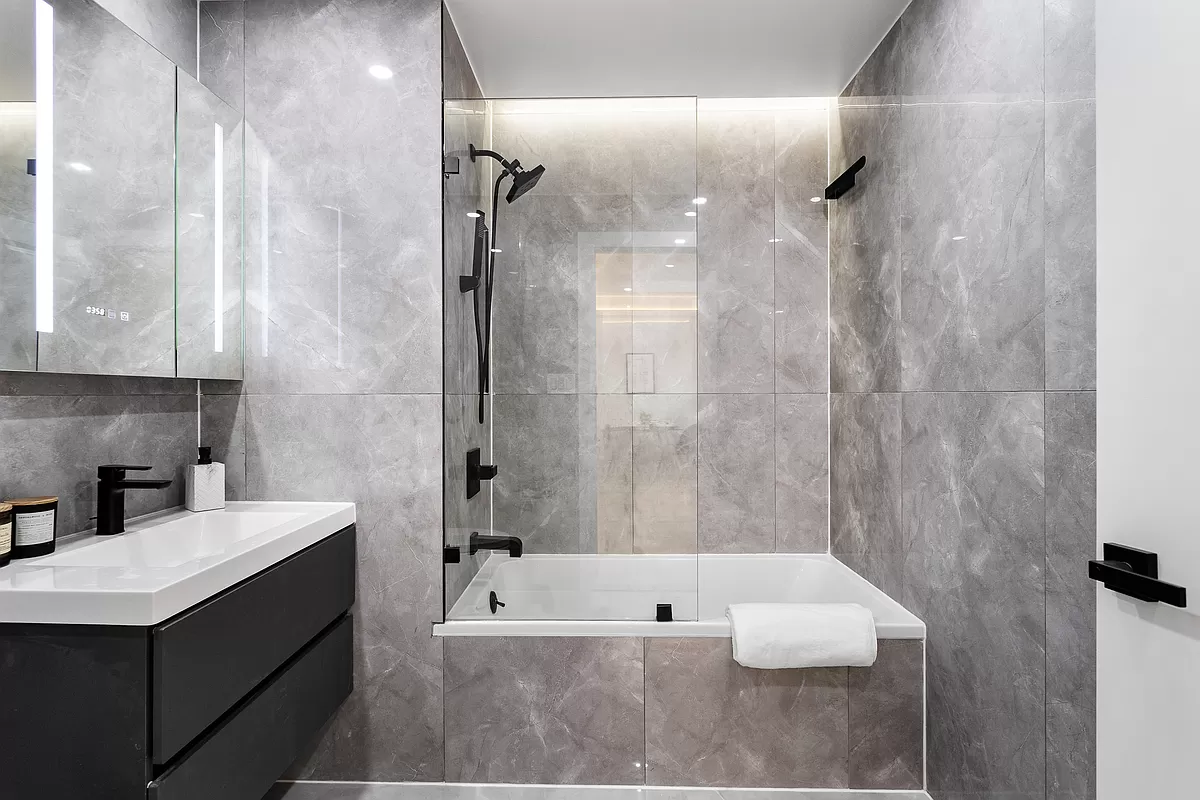 Sunrich Tower Condo Long Island City New York Usa preconstruction