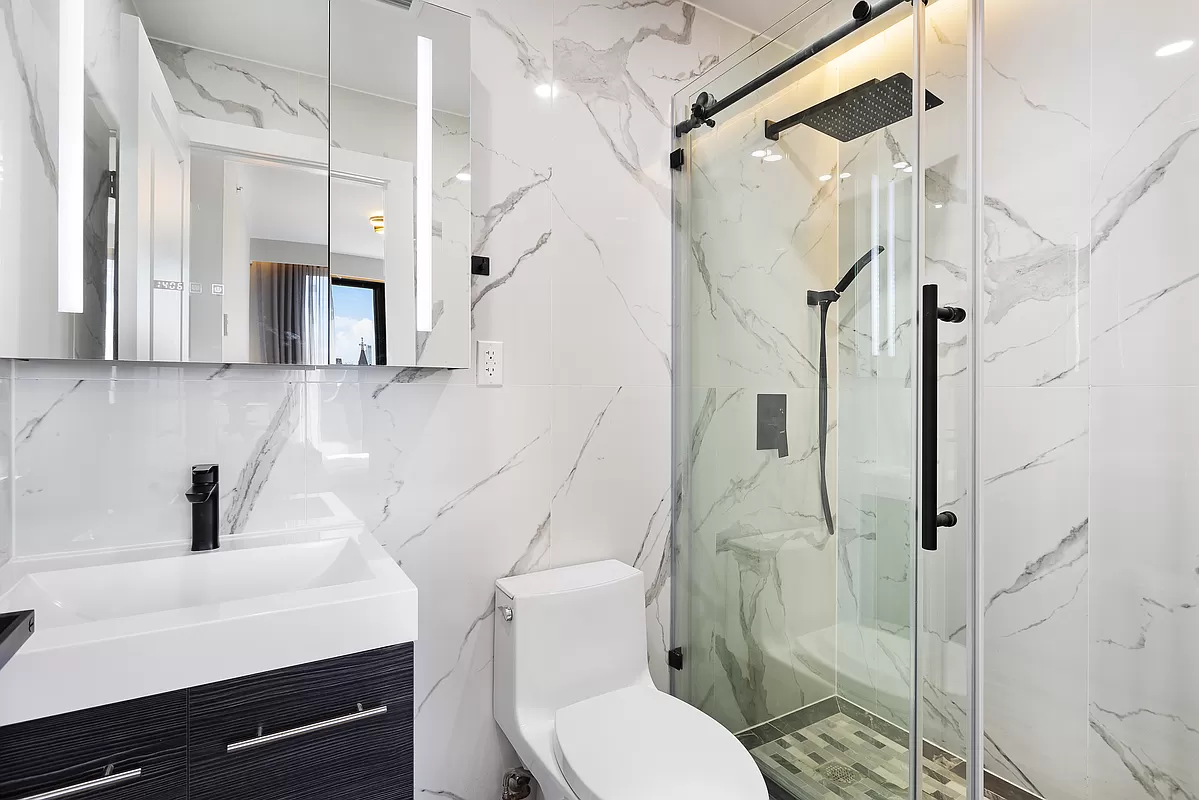 Sunrich Tower Condo Long Island City New York Usa preconstruction