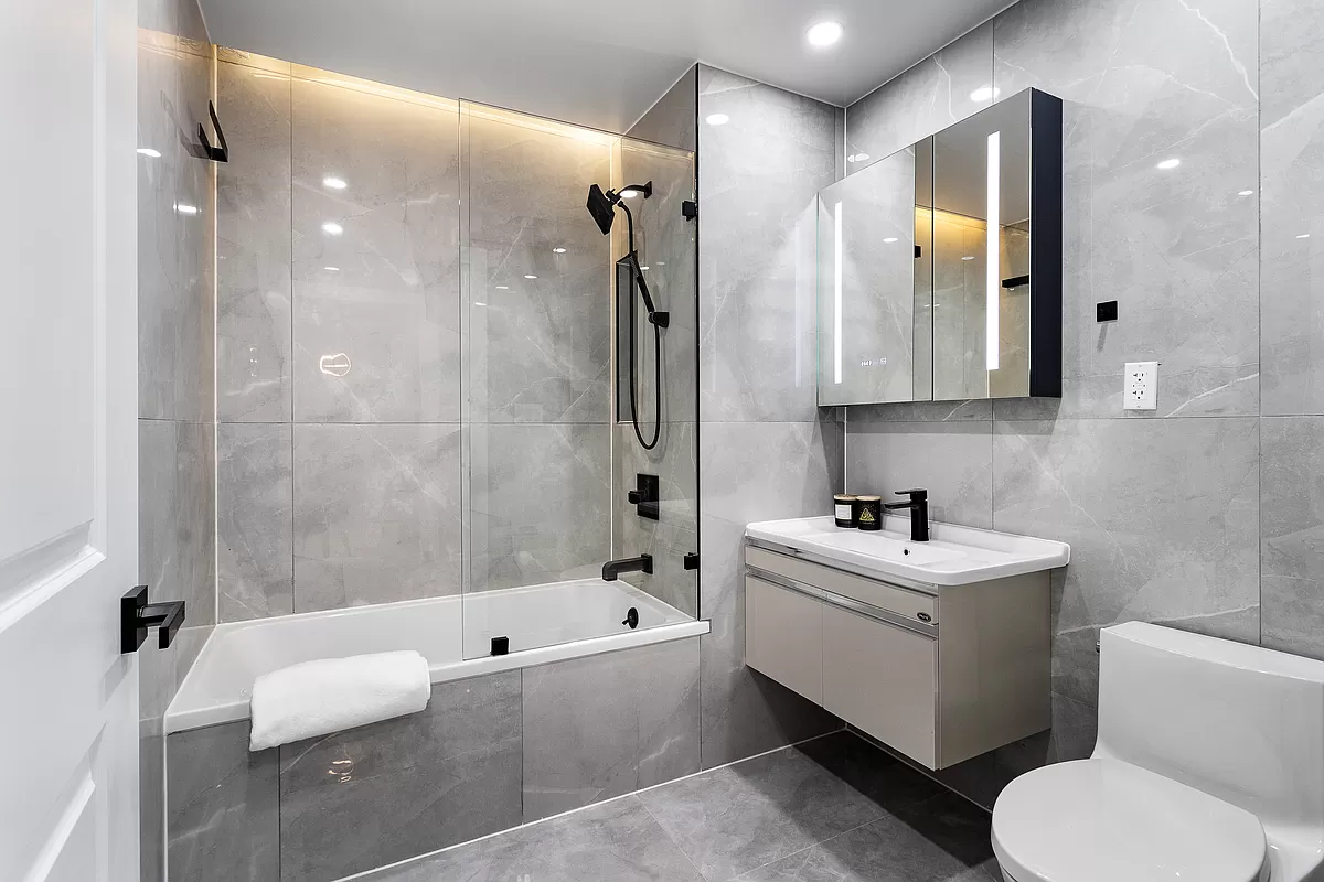 Sunrich Tower Condo Long Island City New York Usa preconstruction