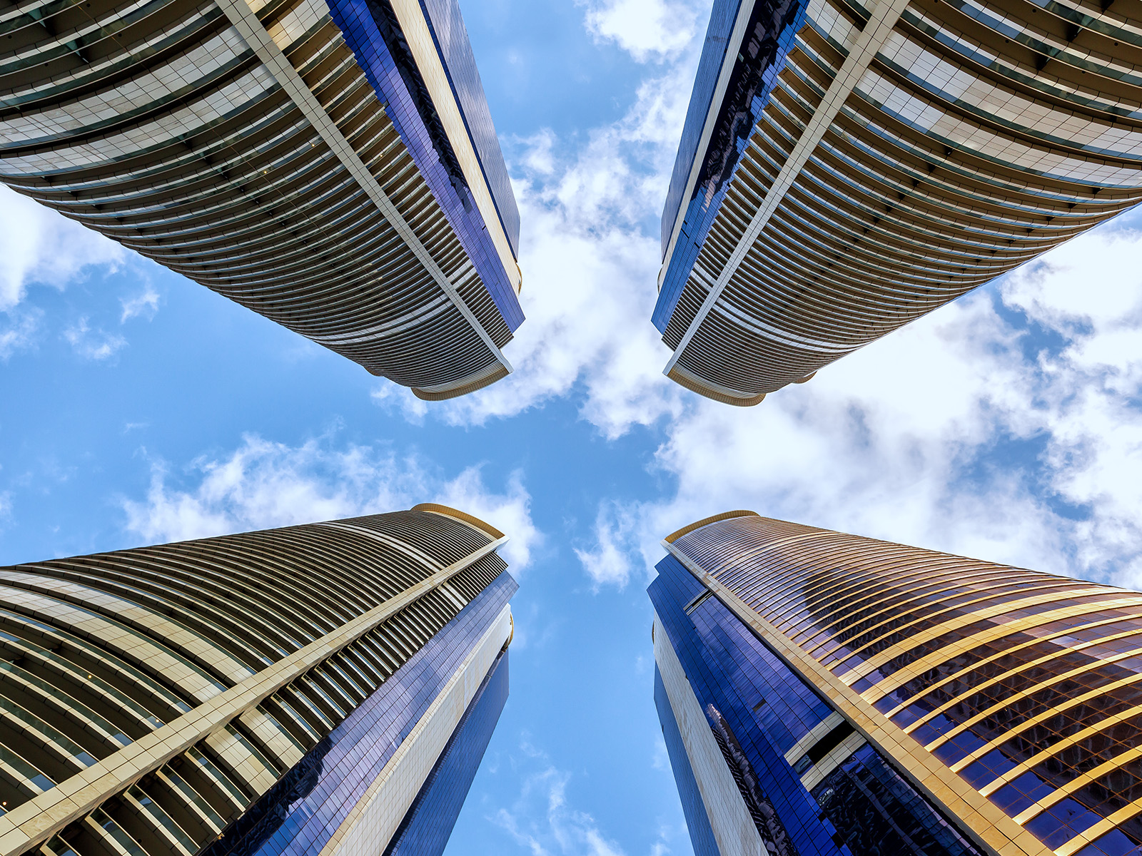 DAMAC Towers by Paramount Hotel Appartment Dubai Dubai Uae preconstruction